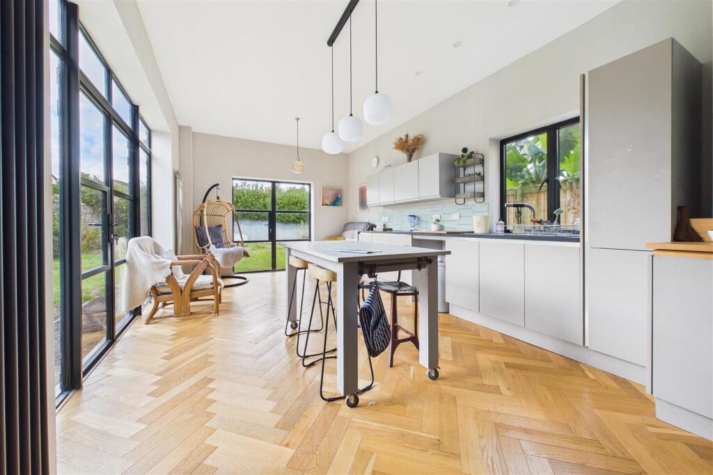 Reduced - Was £1.15M | Frome
