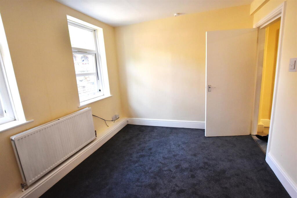Oaklands, Devonshire Place - View 6