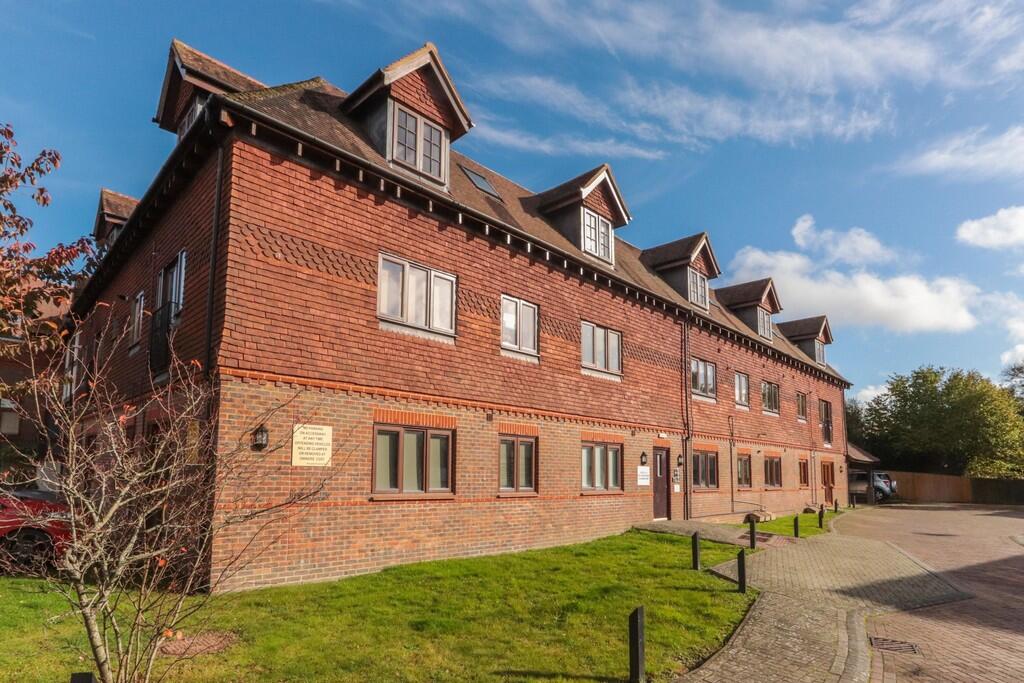 Main image of property: First Floor Apartment in Hurst Green