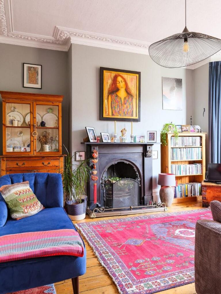 House in Bristol, Upper Knowle, Totterdown - More