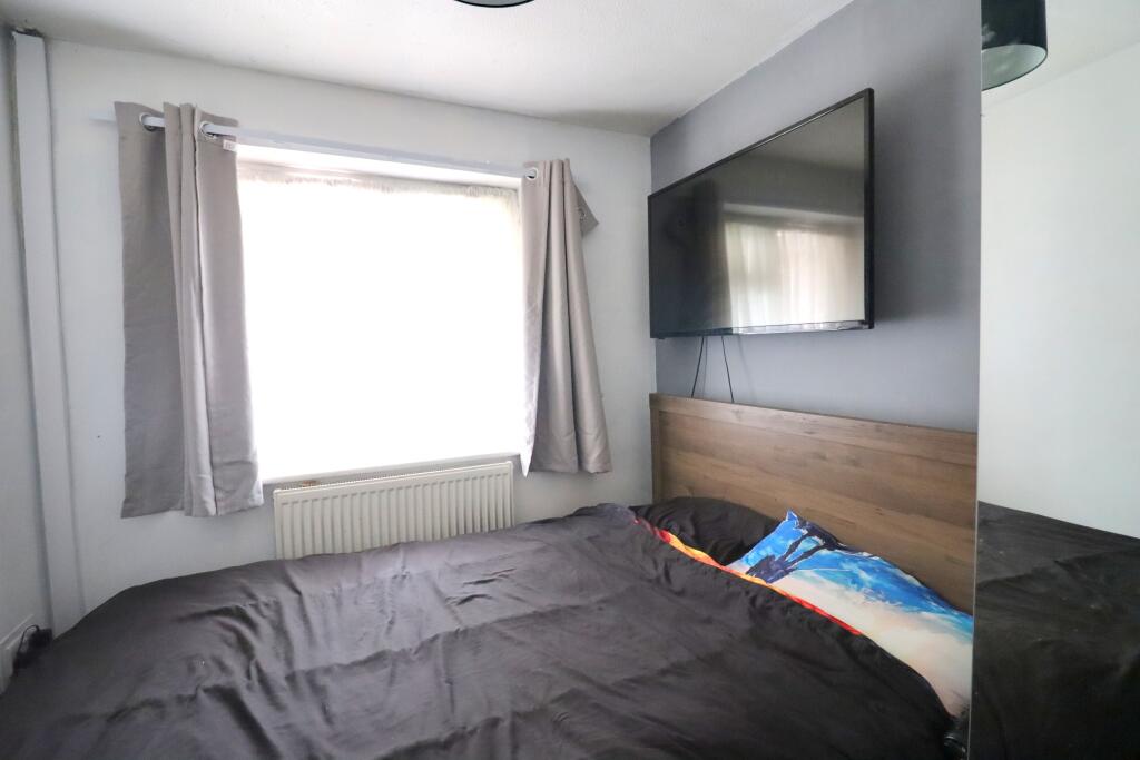House in Havant, Hampshire - More