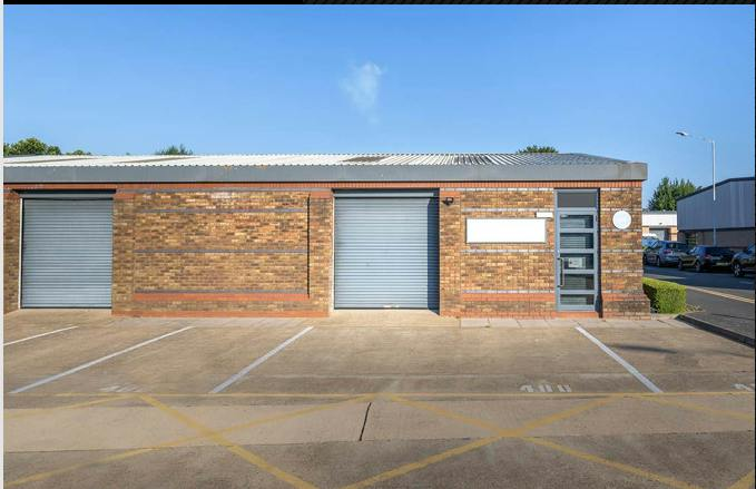 Main image of property: 400 Montrose Avenue, Slough, SL1 4TJ