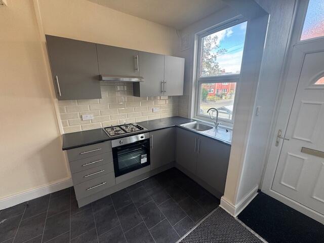 House in Leeds - View 2
