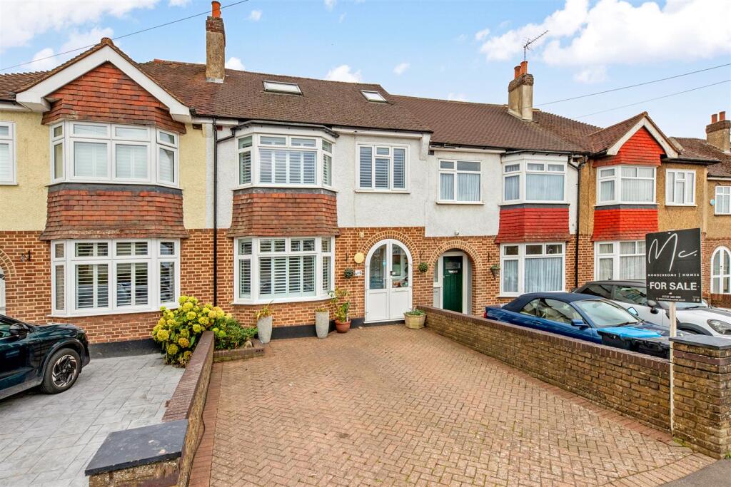 House in Croydon - View 4