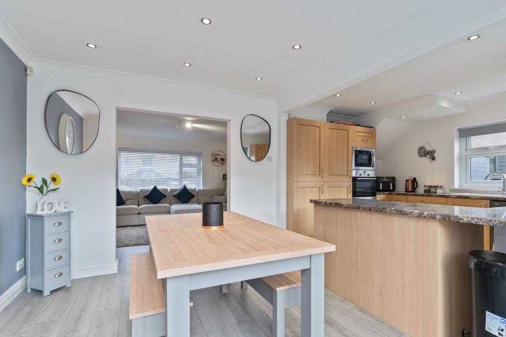 House in Newport, Pentre-Poeth, Graig - View 3