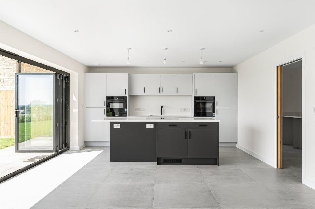 House in Cotswold, Chedworth - View 5