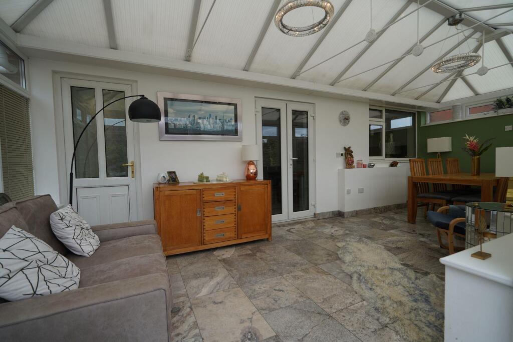 House in Oldham, Austerlands, Saddleworth - View 3