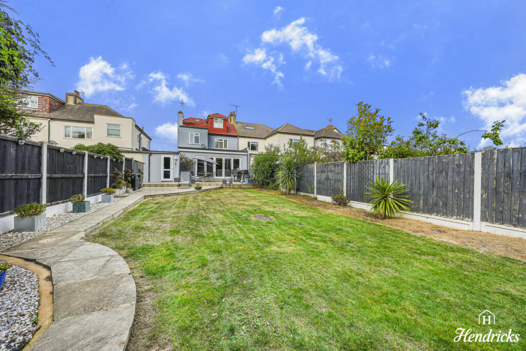 House in Southend-on-Sea - View 4