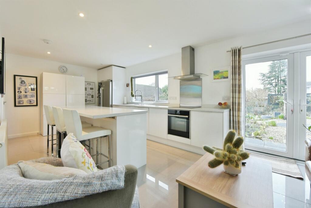 Main image of property: Woodside Close, Chesterfield