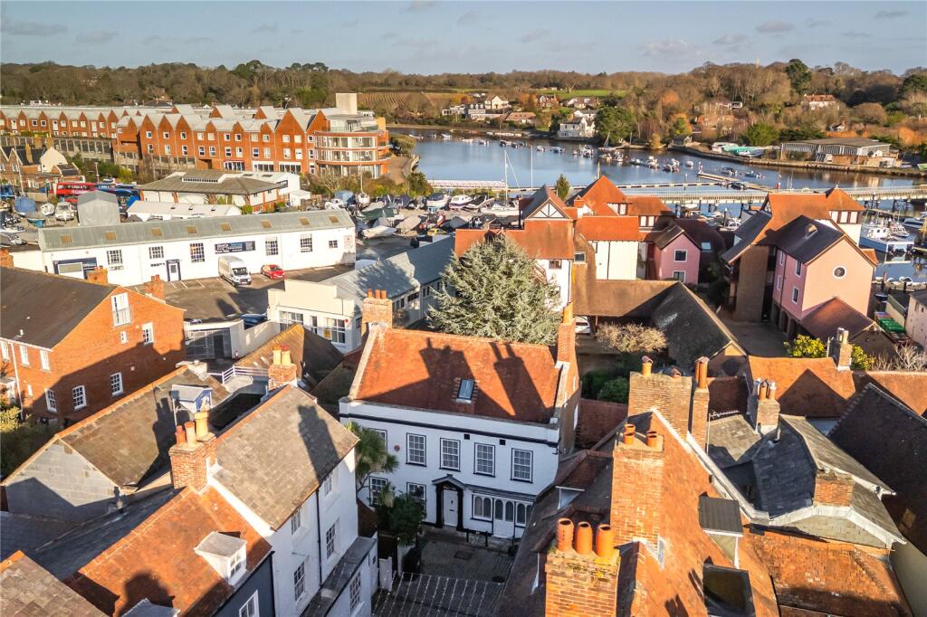 House in Southampton - View 2