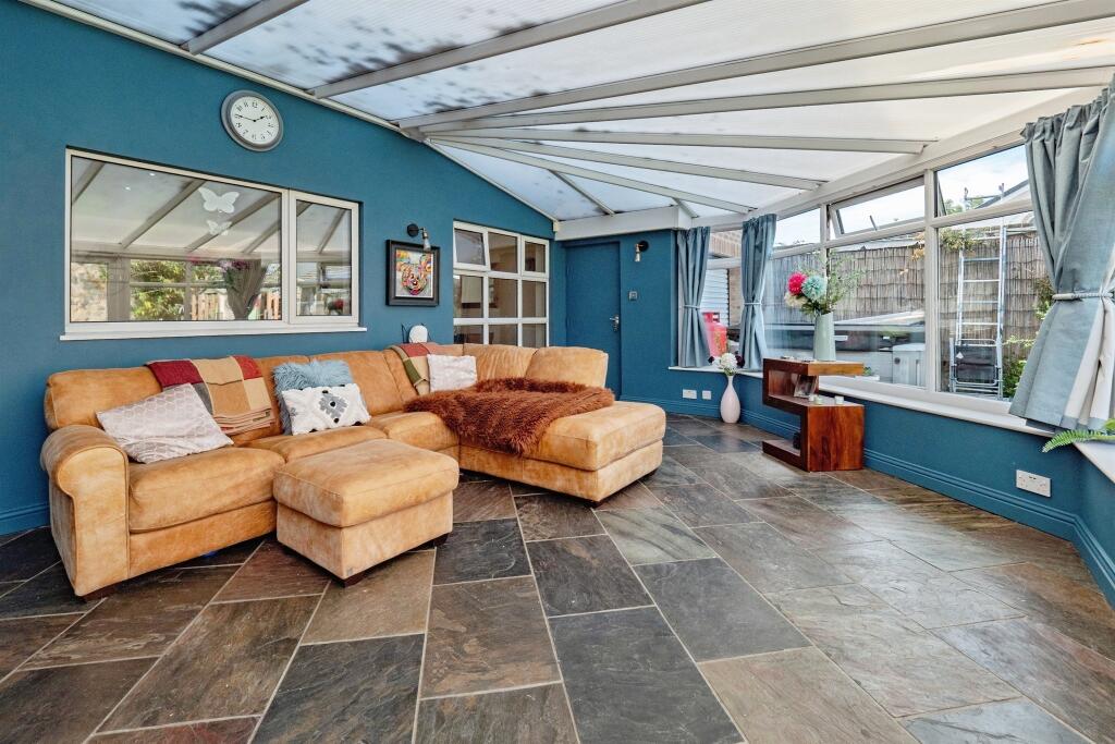 House in York - View 3