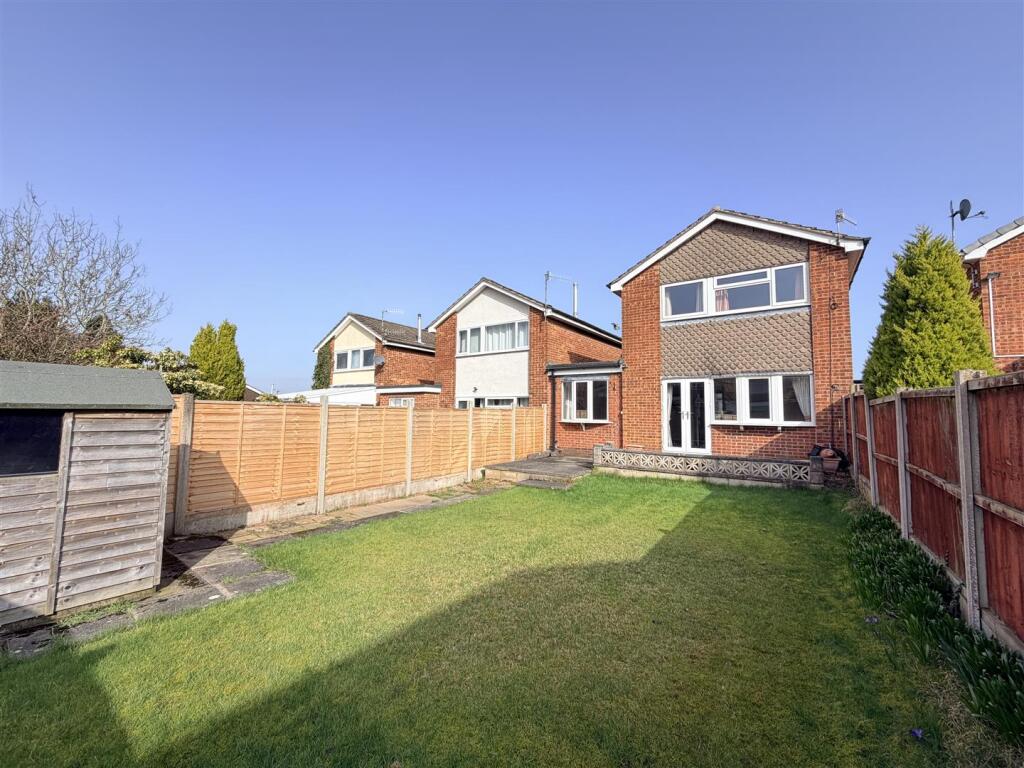 Wallbridge Drive, Leek photo 2