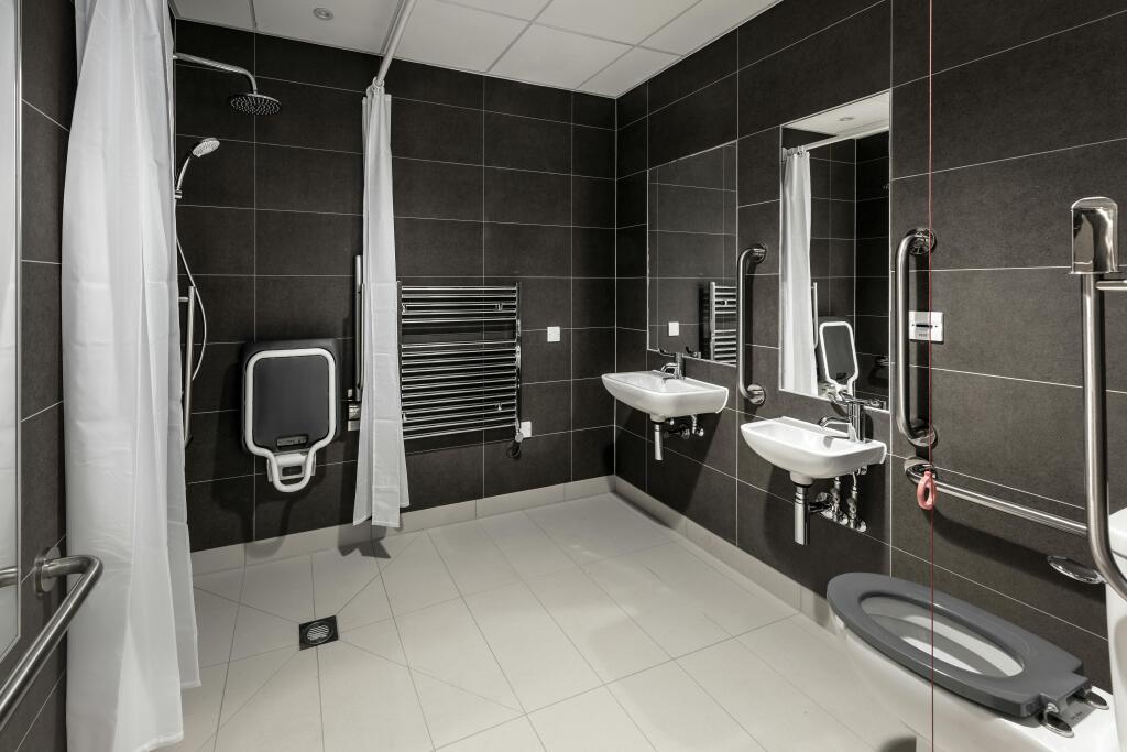 2025- Unit 692 - Stirling Road  - 225072.jpg