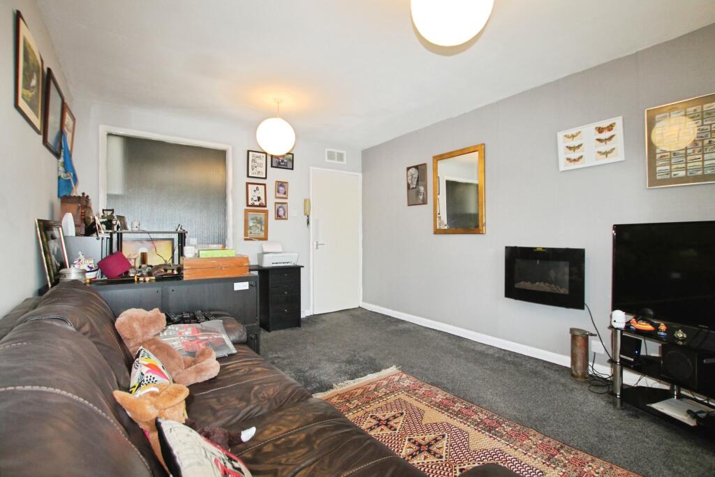 Additional image 2 of Bradford Road, West Yorkshire, Shipley, BD18