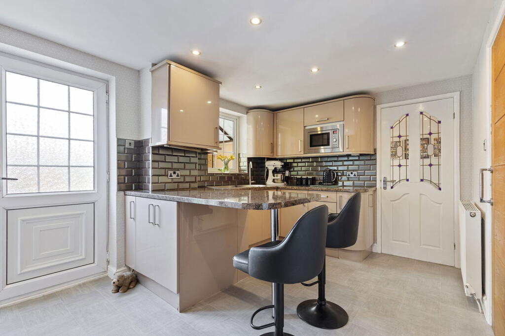 Coppice Gardens, Rotherham, S61 4RE photo 4
