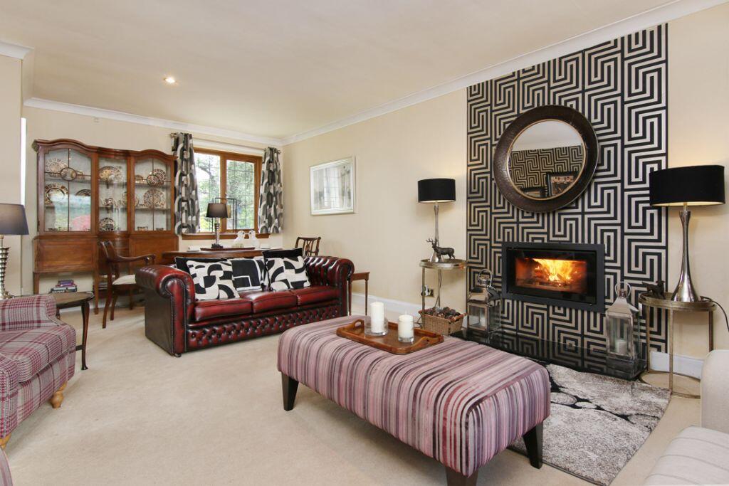 House in Edinburgh, Midlothian - View 2