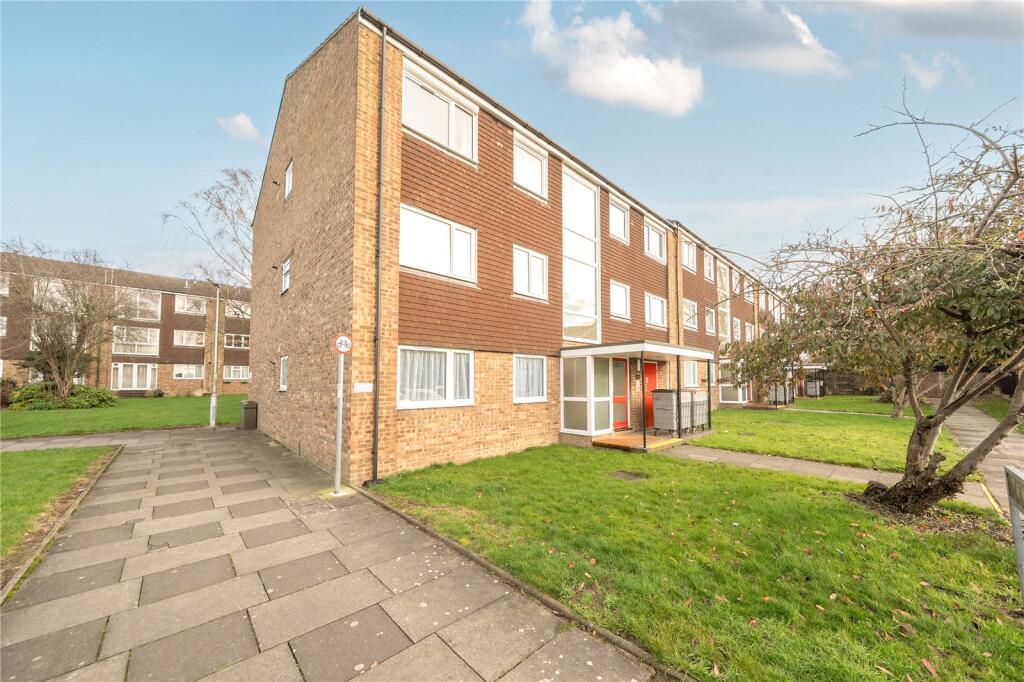Main image of property: Fairfield Road, Dunstable, Bedfordshire