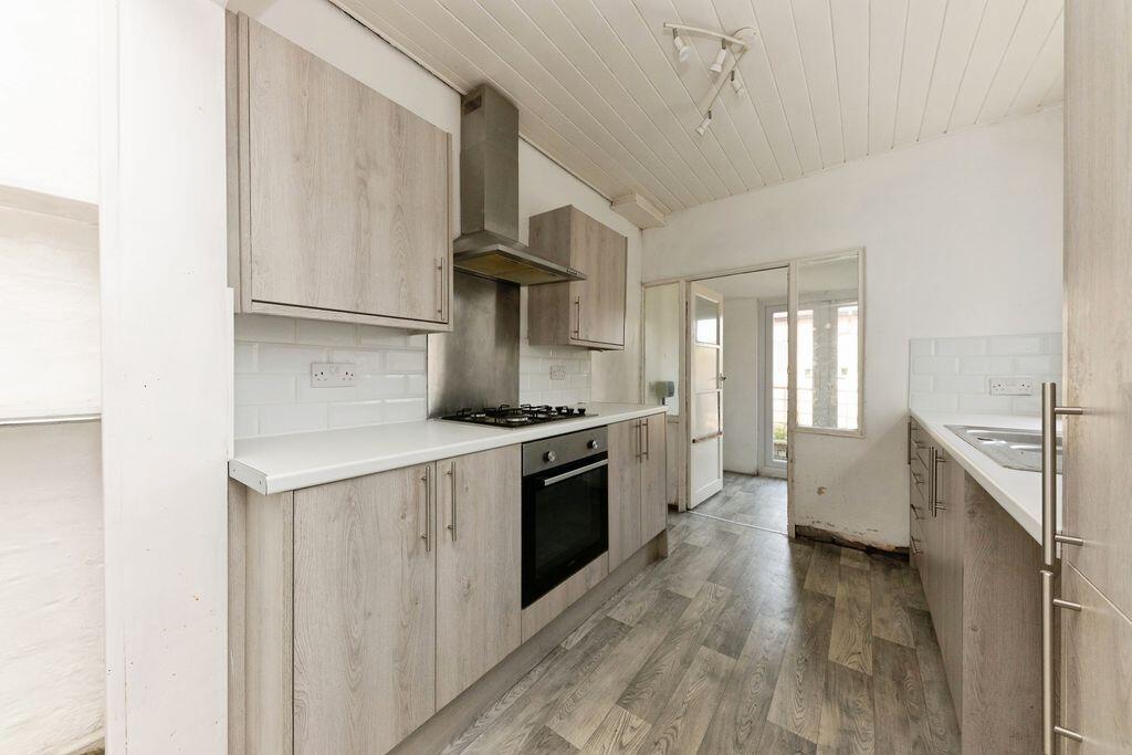 House in Cleethorpes, New Clee - View 2