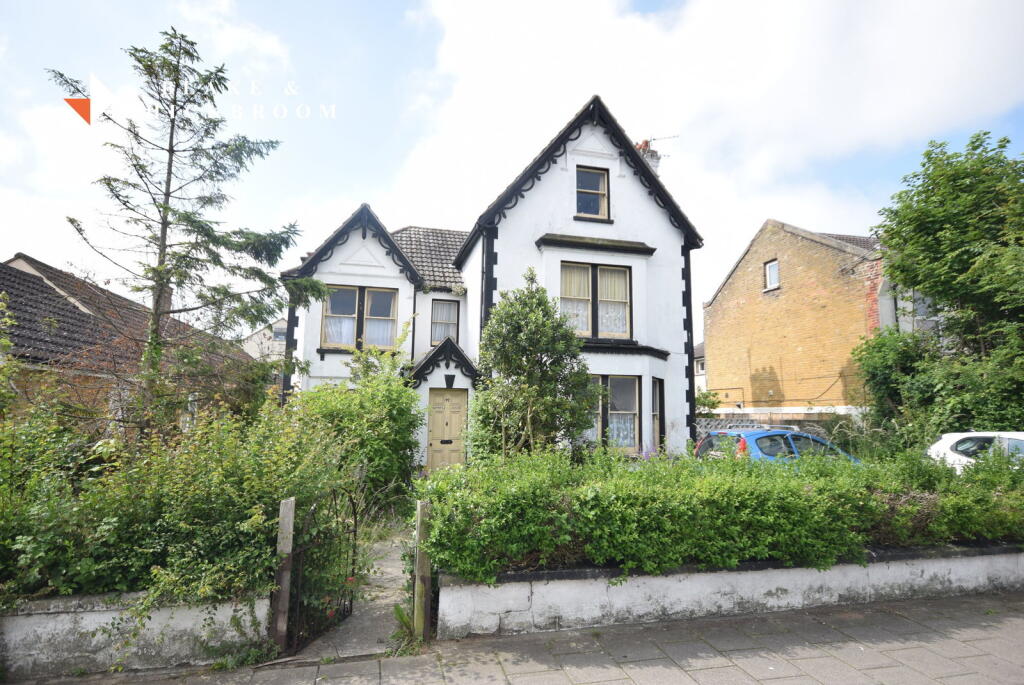 Main image of property: Rosemary Road West, Clacton-on-sea, CO15 1EZ