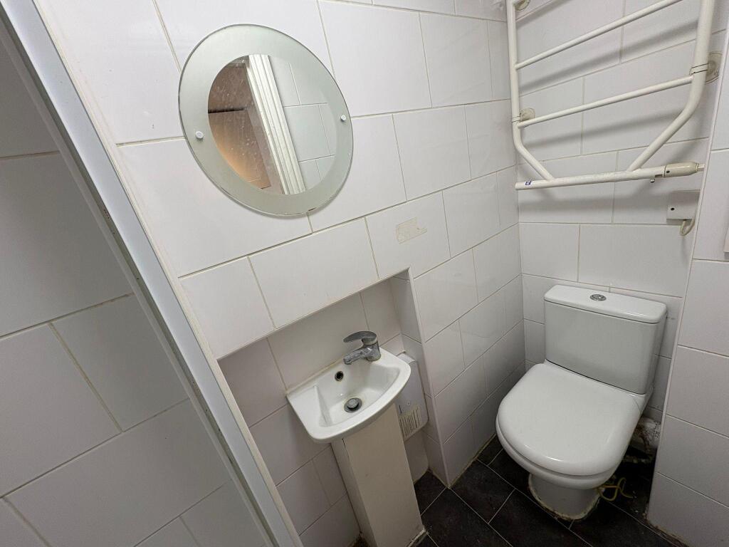 Apartment in London - More