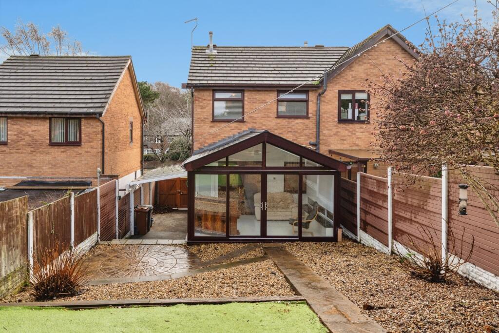 Maes Y Dyffryn, Greenfield, Holywell, Flintshire, CH8 photo 2