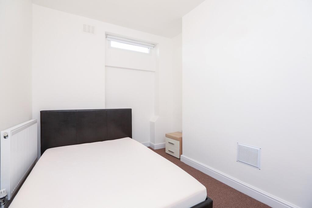 Ennis Road, Plumstead photo 4