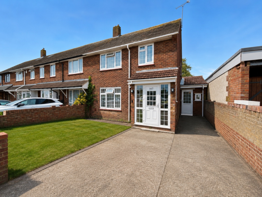 House in Luton, Farley Hill