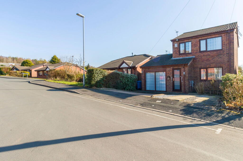 Warren Lane, Abbey Hills, Oldham photo 3