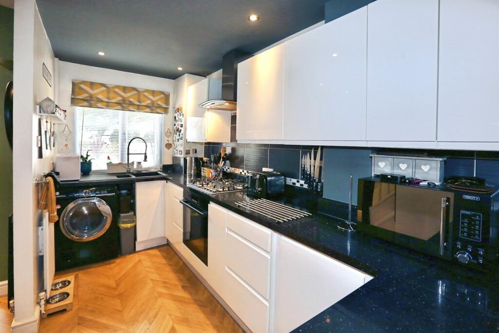 House in Southampton - View 4