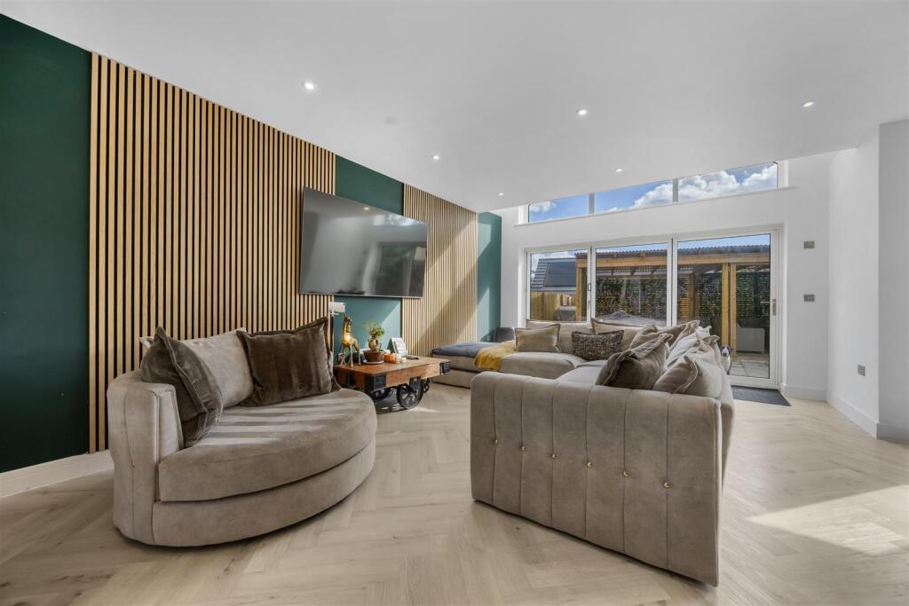 House in Bristol, Wick and Abson - View 4