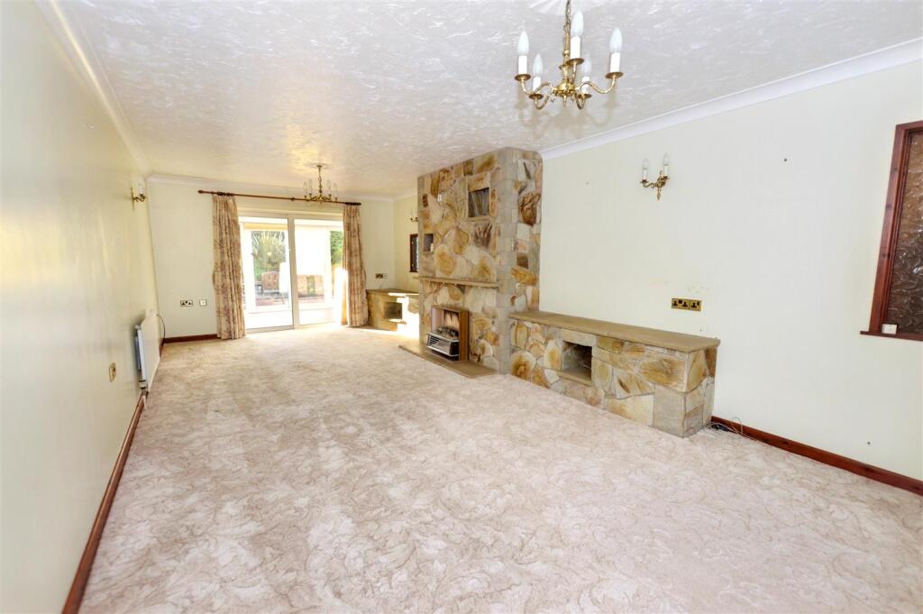Meadow Drive, Mundesley, Norwich photo 4