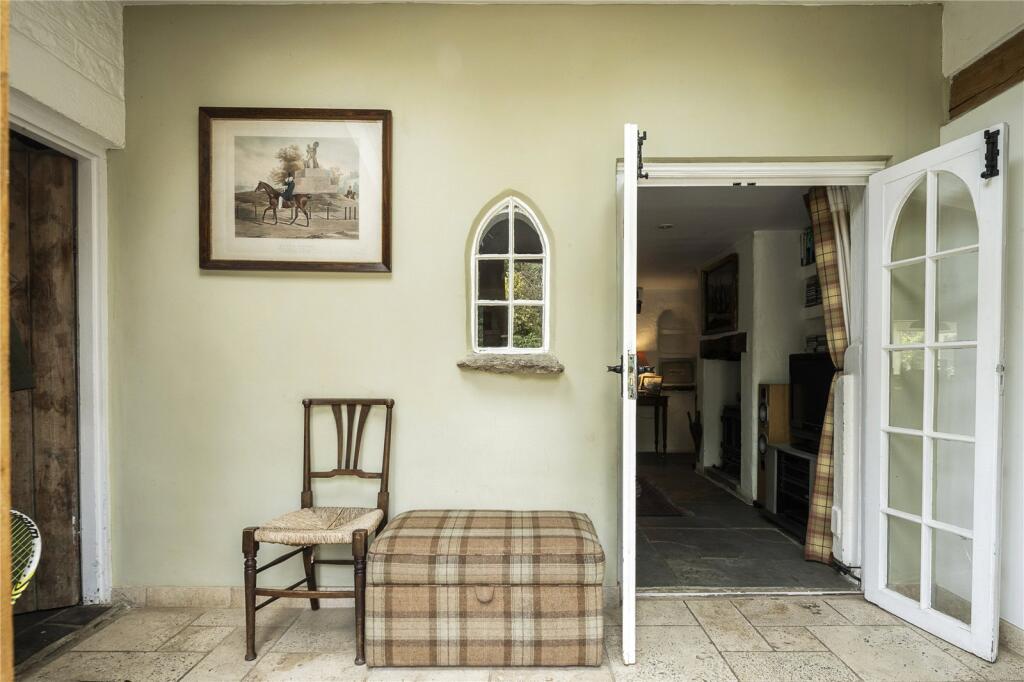 House in Swindon - View 3