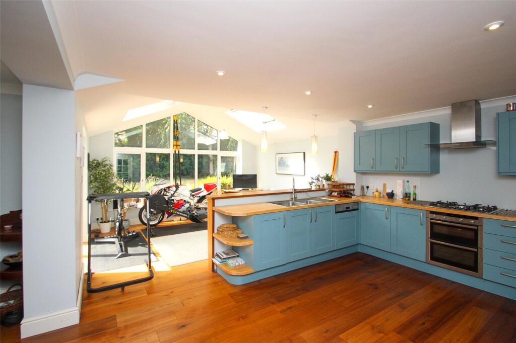 Solent Meadows, Hamble, Southampton, Hampshire, SO31 photo 3