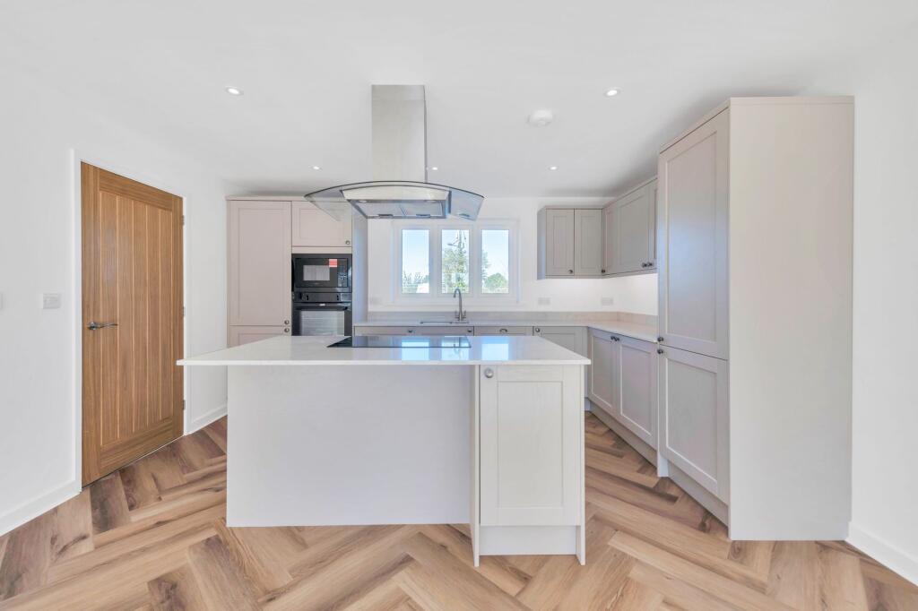 House in Cambridge - View 2