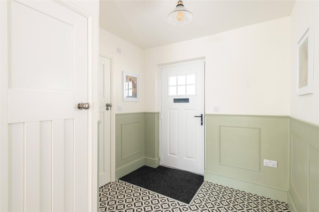 House in Stevenage - View 5