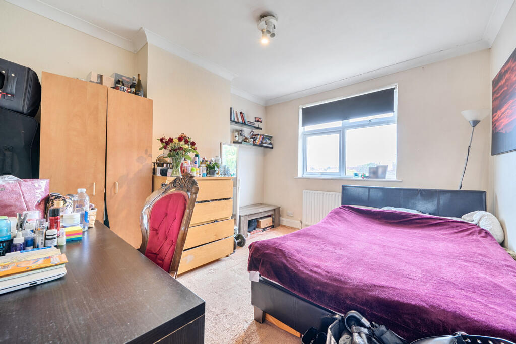 Apartment in London - More
