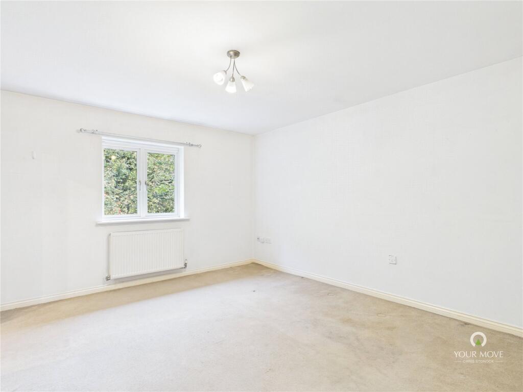 Apartment in Newcastle upon Tyne - View 4