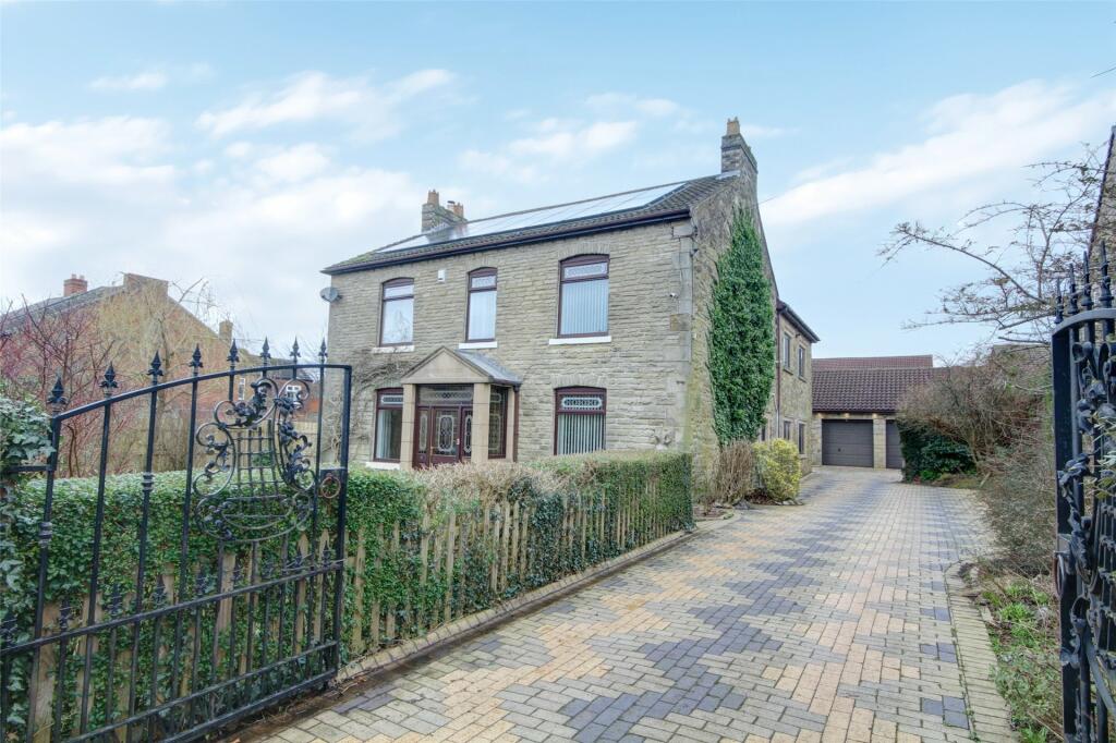 4-bed detached on Green Lane, Spennymoor, County Durham, DL16, £480,000