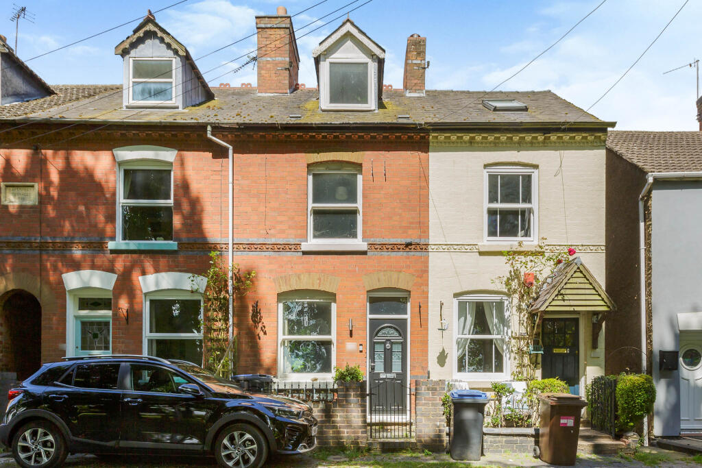 Main image of property: Davenport Terrace, Hinckley