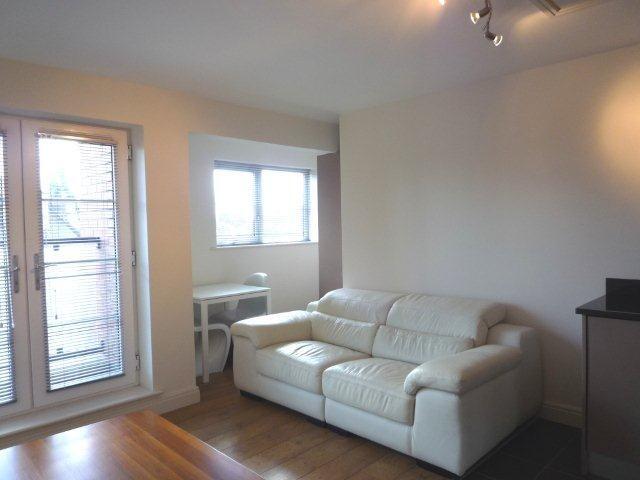 Apartment in Nottingham, Mapperley - View 4