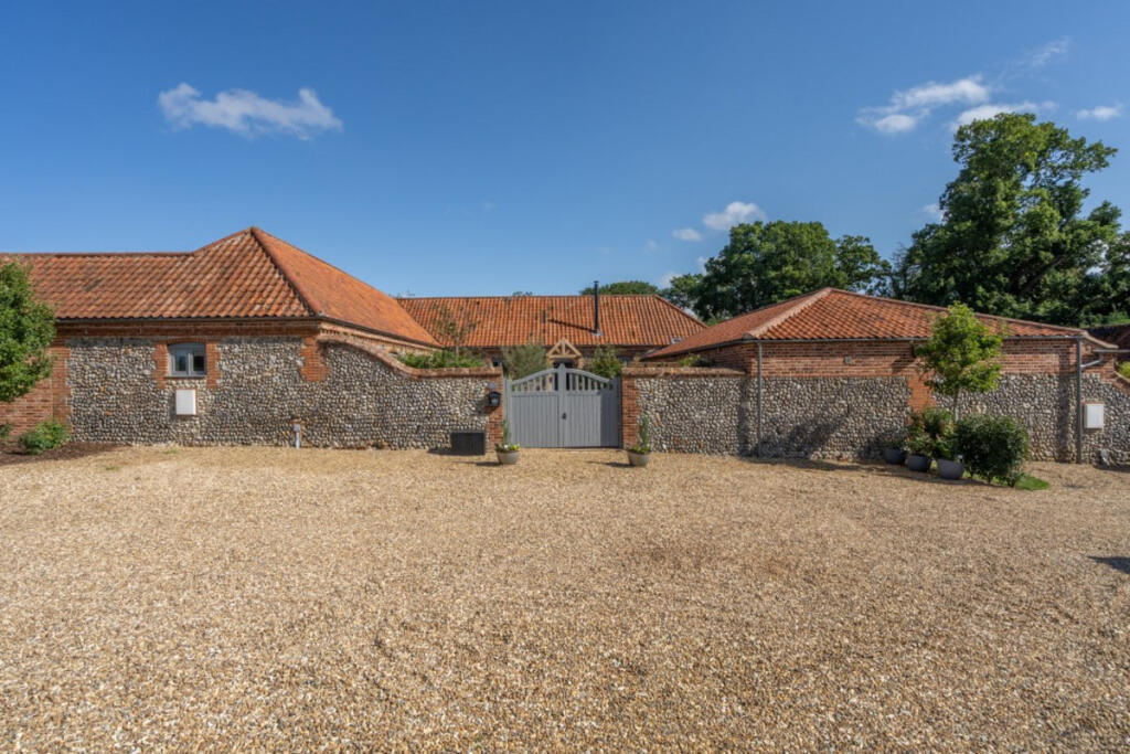House in Norwich - View 3