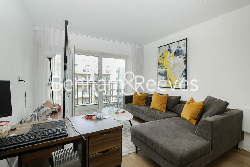 Main image of property: Beaufort Square, Colindale, NW9