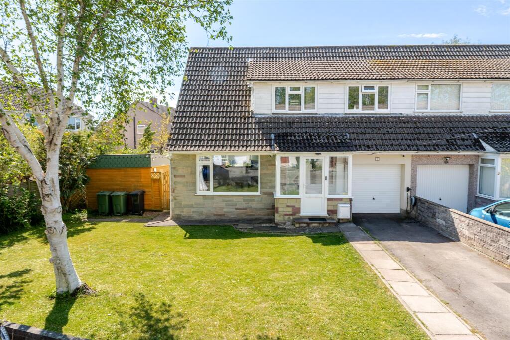 Main image of property: Immaculately presented four bedroom family home in Wrington
