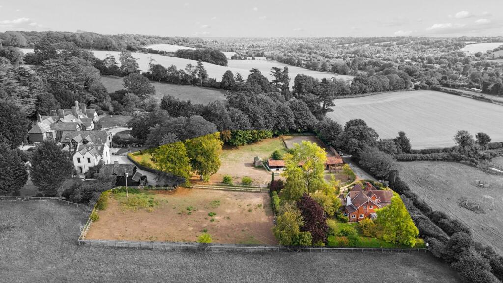 Main image of property: Northchurch, Berkhamsted, HP4