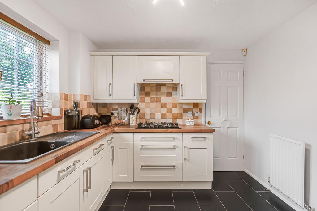 Additional image 8 of Coltsfoot, Welwyn Garden City, Hertfordshire, AL7