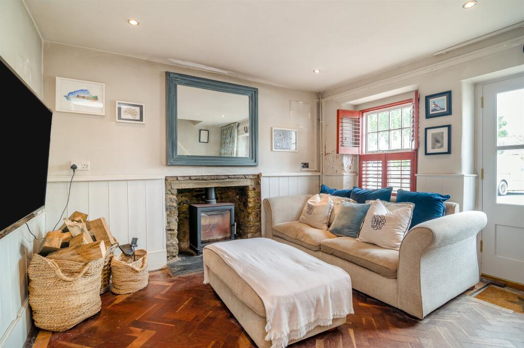 Four Ash Street, Usk - View 3