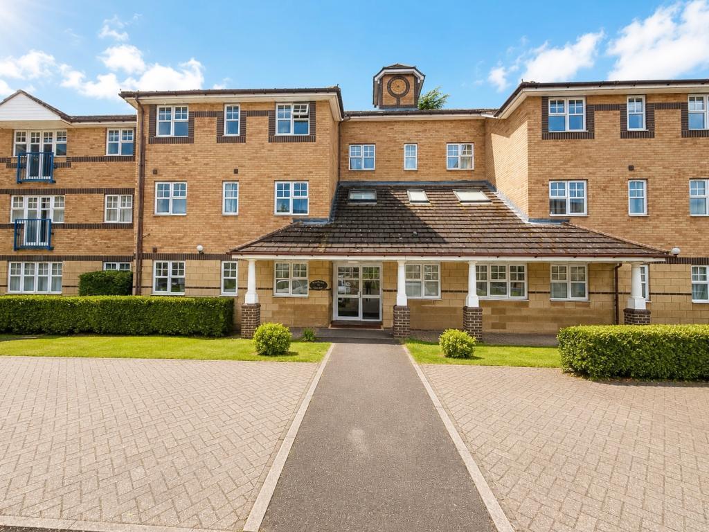 Main image of property: Barons Court, Old Bedford Road Area, Luton, Bedfordshire, LU2 7EY