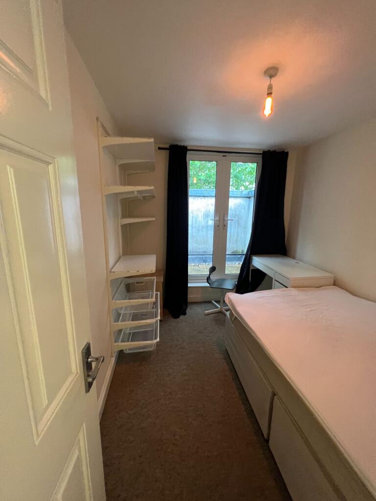 6 bedroom flat for rent in Flat 2,  Bond Street, Bristol, BS1 — photo 13