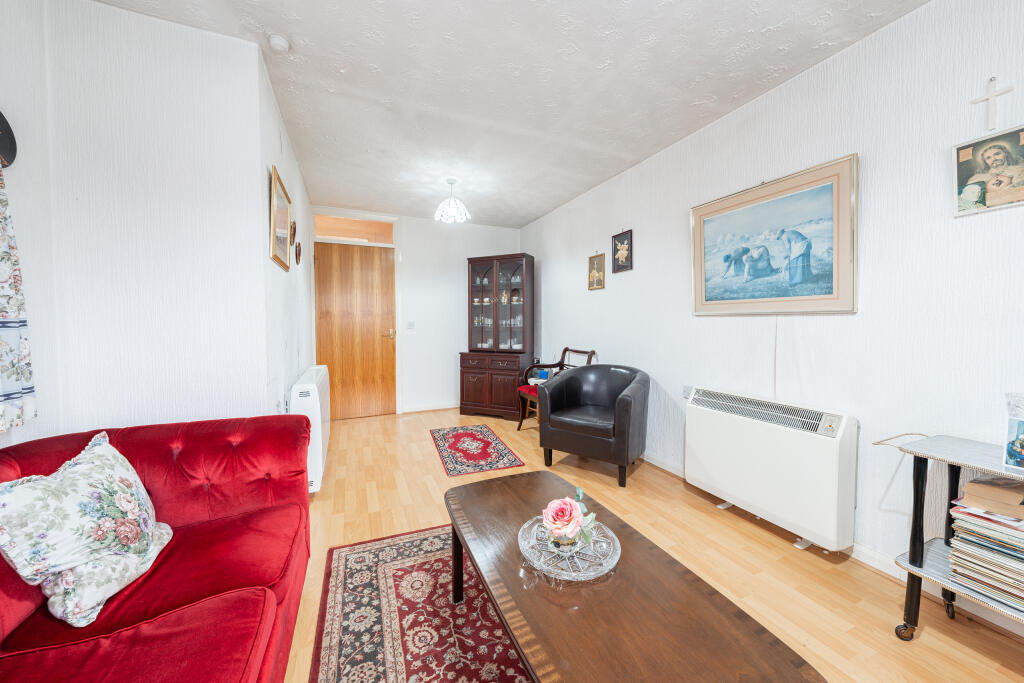 House in Leicester - More