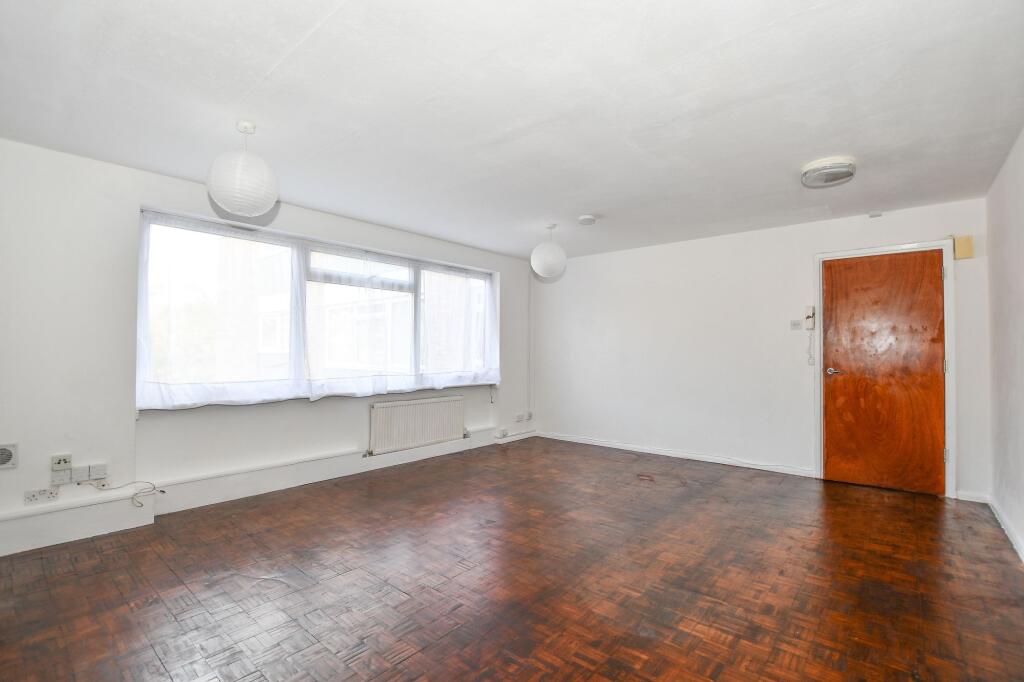 Additional image 5 of Abbots Park, St. Albans, AL1